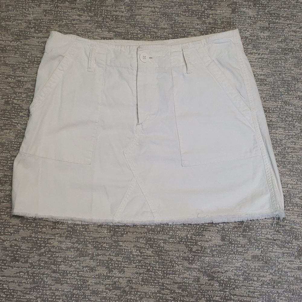 GAP brand mini skirt - Picture 4 of 10